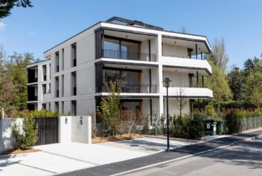 3 Bedrooms Flat, Custom built flat