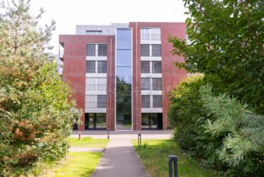 Malagnou, 4 pièces, au 1er étage avec loggia, env 110m2