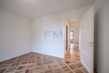 2 Bedrooms Flat