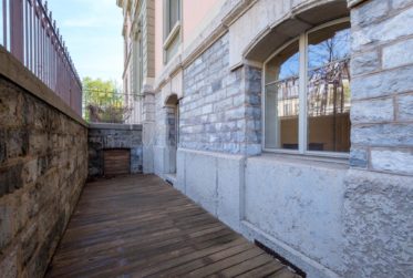 Bd des Tranchées, 9 pièces,en Rez-jardin, env. 310m2