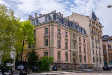 Bd des Tranchées, 9 pièces,en Rez-jardin, env. 310m2