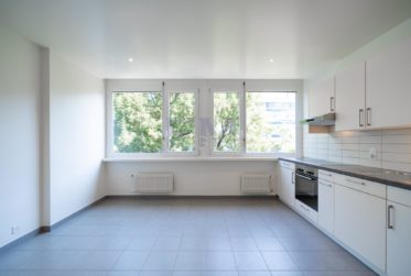 3 Bedrooms Flat