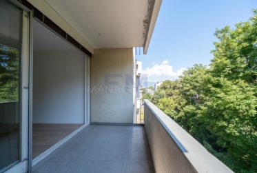 3 Bedrooms Flat