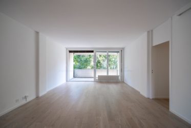 3 Bedrooms Flat