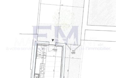 Flat, Three-storey flat