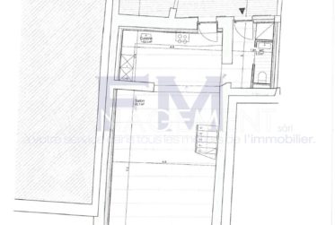 Flat, Three-storey flat