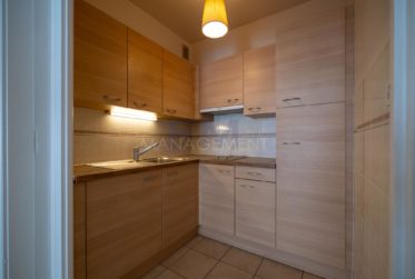 1 Bedrooms Flat