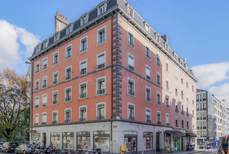 Pâquis - Rue de Monthoux - Arcade d'env .40.20 m2