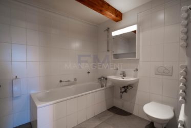 2 Bedrooms Flat