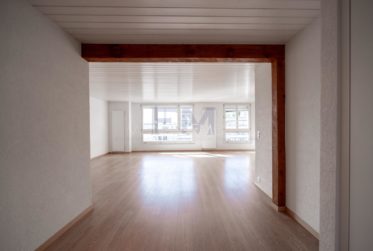 2 Bedrooms Flat