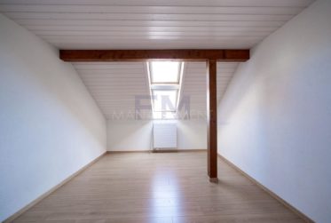 2 Bedrooms Flat