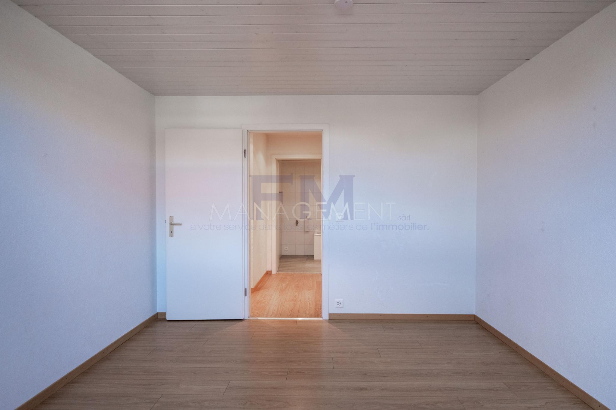 2 Bedrooms Flat