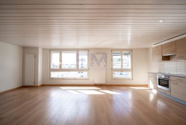 2 Bedrooms Flat