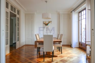 2 Bedrooms Flat