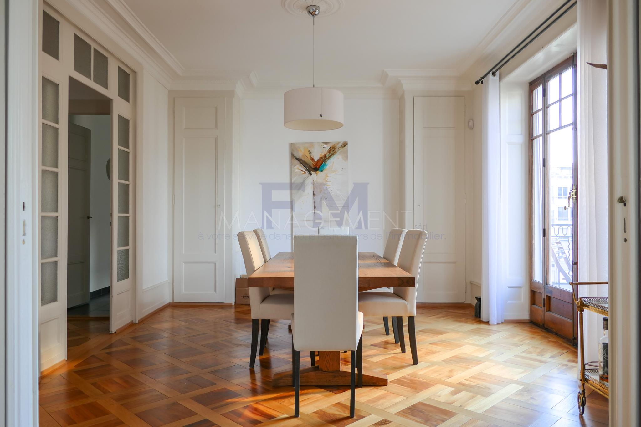 2 Bedrooms Flat