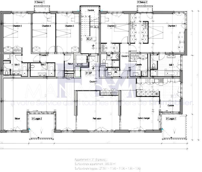 5 Bedrooms Flat