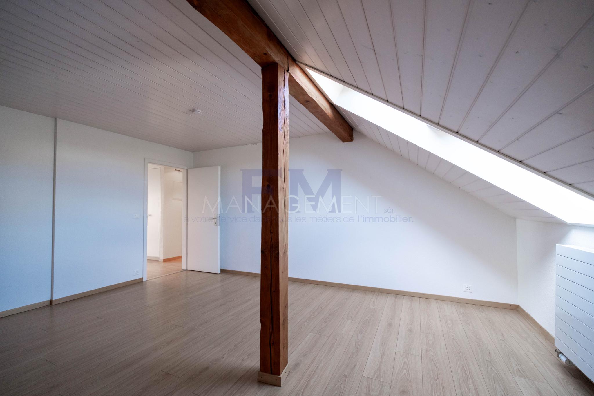 2 Bedrooms Flat
