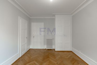 2 Bedrooms Flat