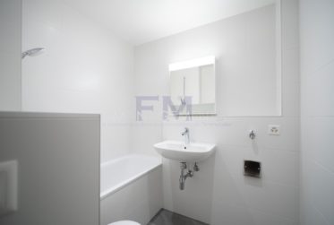 Servette, Avenue de Luserna, 5 pièces au 1er étage, env 84m2