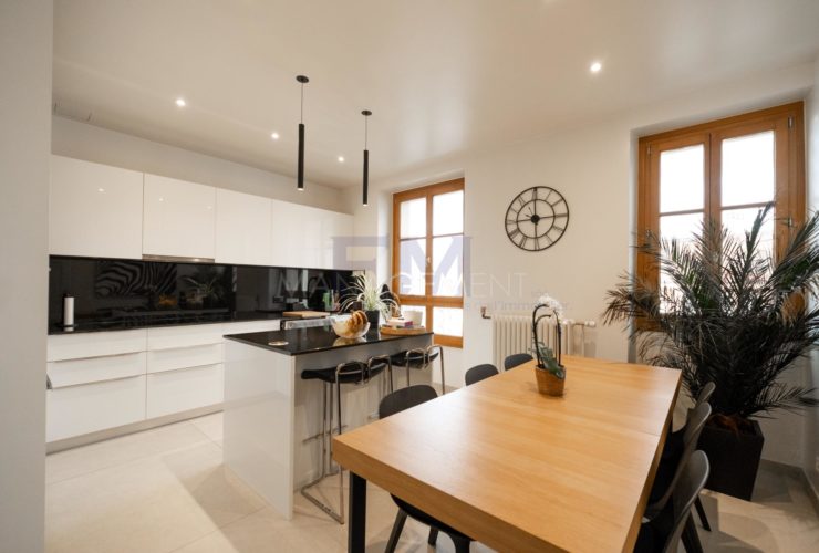 Beaumont , 5.5 pièces au 5ème étage, env. 102m2