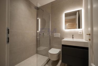 Champel -Marignac - 5.5 pièces au 1er étage, 126m2