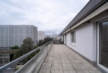 Av.de Luserna, Attique 5.5 pcs 106m2 au 7ème étage