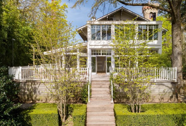 Ch. de Marclay, Vandoeuvres, villa ind., 9 pcs, env. 350 m2