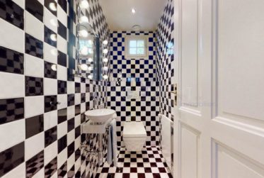 Ch. de Marclay, Vandoeuvres, villa ind., 9 pcs, env. 350 m2