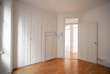 Rue du Purgatoire - Bureau d'en.55m2 - 3ème étage