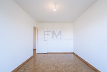 Meyrin - Av de Vaudagne - 5 pièces au 6ème étage, env 125m2