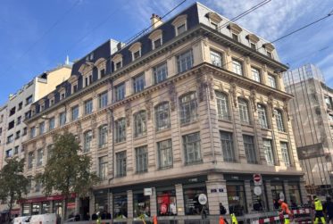 Rue de Lausanne - Arcades d'environ 196m2/PPE