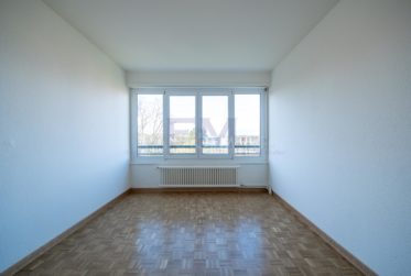 Meyrin - Av de Vaudagne - 5 pièces au 6ème étage, env 125m2