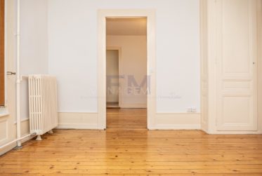 Centre Ville - Bd Helvétique 15 - 3 pièces au rez, env. 80m2