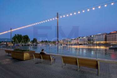 Rive droite, Quai des Bergues - Arcade d'environ 73.40 m2 PPE