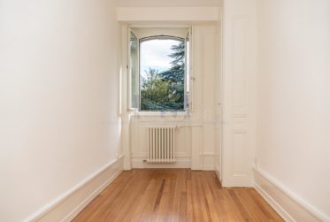 Florissant, Bvd des Tranchées, 4 pcs, 3ème étage, env 90m2
