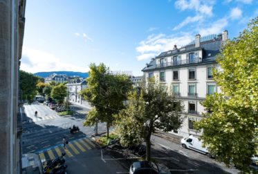 Rue Jean-Gabriel Eynard - 3,5 pièces d'env. 76 m² au 2ème étage