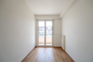 1 Bedrooms Flat
