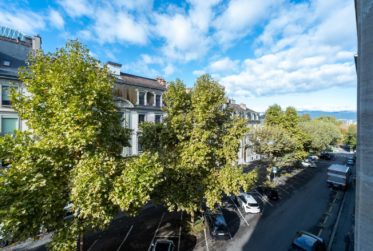 Rue Jean-Gabriel Eynard - 3,5 pièces d'env. 76 m² au 2ème étage