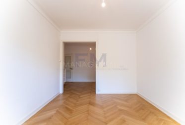 Jonction, Quai des Arenières, 5 pièces au 2ème étage, env.75m2