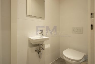 Rue Jean-Gabriel Eynard - 3,5 pièces d'env. 76 m² au 2ème étage