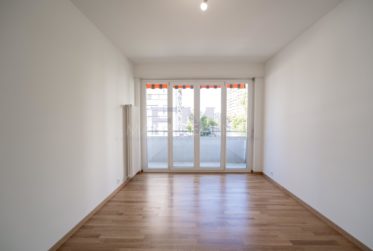 3 Bedrooms Flat