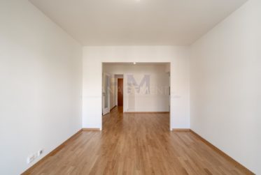 3 Bedrooms Flat