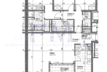 3 Bedrooms Flat