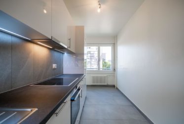 3 Bedrooms Flat