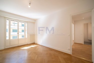 3 Bedrooms Flat
