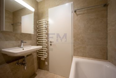 EAUX-VIVES - Appartement de 4.5 pièces - env. 75 m²