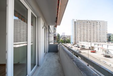 3 Bedrooms Flat
