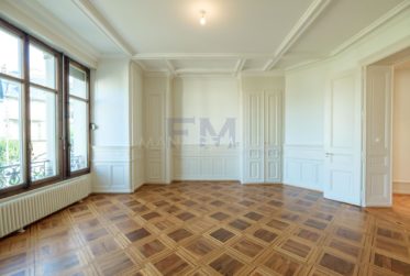 Boulevard des Philosophes – 4 pièces d'env. 122 m² au 2ème étage