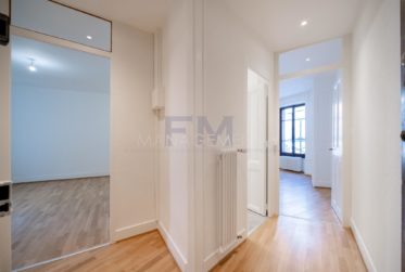 Carouge - Rue des Caroubiers - Appartement 2 pièces d'environ 47m2 au rez-de-chaussée