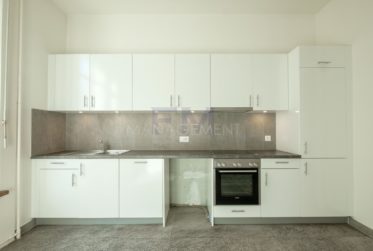 Boulevard des Philosophes – 4 pièces d'env. 122 m² au 2ème étage